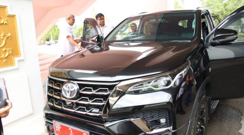 DPRD Batam Anggarkan Rp 3,6 Miliar untuk Mobil Dinas