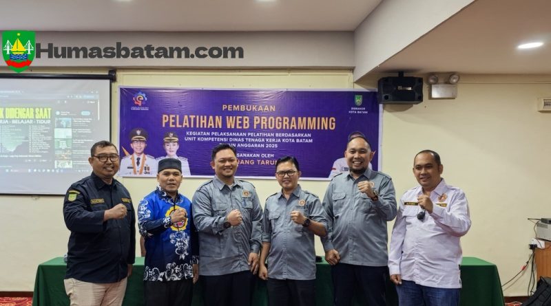 Karang Taruna Batam Selenggarakan Pelatihan Web Programming