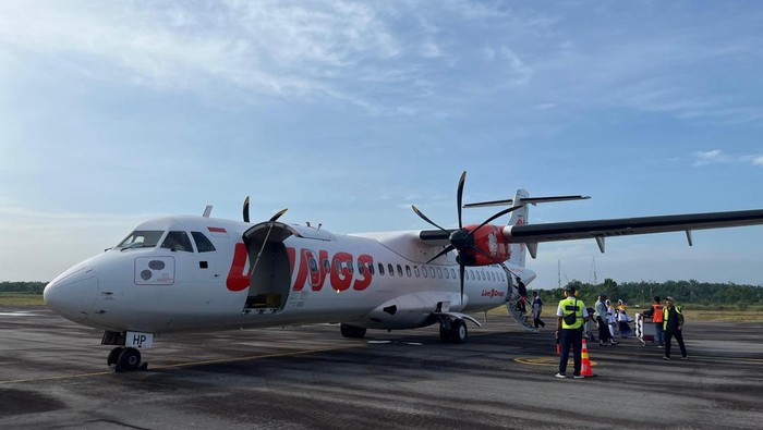 Penerbangan Bersejarah Wings Air ke Bandara Tuanku Tambusai