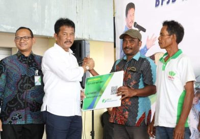 Pemkot Batam Lindungi Petani dengan Tanggung BPJS Ketenagakerjaan 2.650 Orang